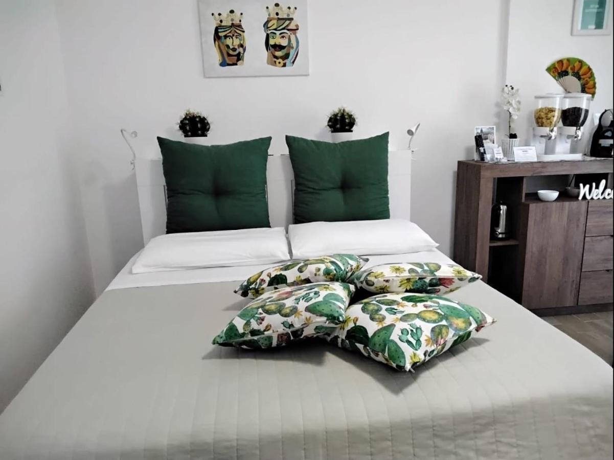 Hotel La Camera Di Stella - Ai Normanni Palermo Exteriér fotografie